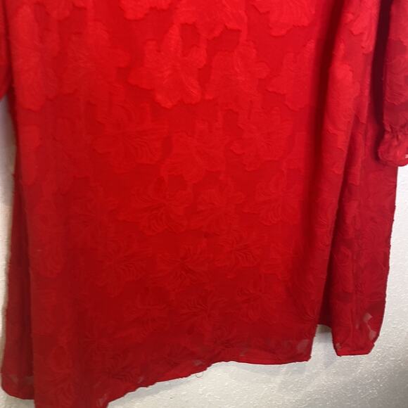 Roolee Women’s Red Midi Dress Floral Detail NWT Sz M Polyester Shift Style - Picture 3 of 13